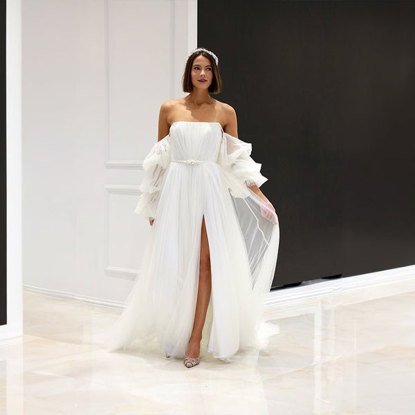 Winter Wedding Dresses: A Comprehensive Guide to Elegance and Comfort Galisa Grace Winter Wedding Dresses: A Comprehensive Guide to Elegance and Comfort Galisa Grace